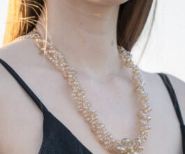 Exile pearl necklace
